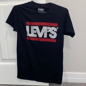 Levi’s T-shirt